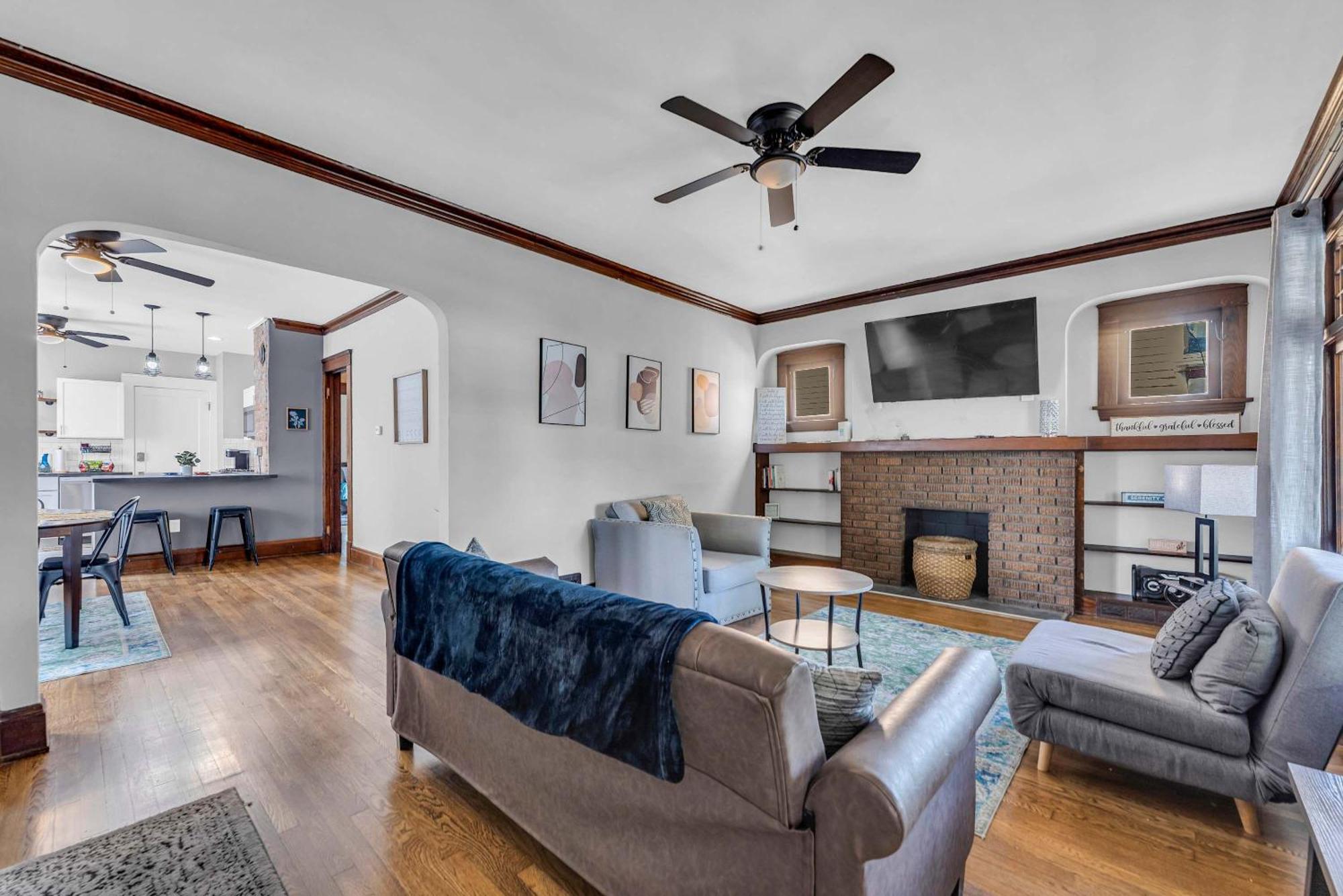 Beautifully Remodeled Duplex Apt In West Blvd Cleveland Luaran gambar