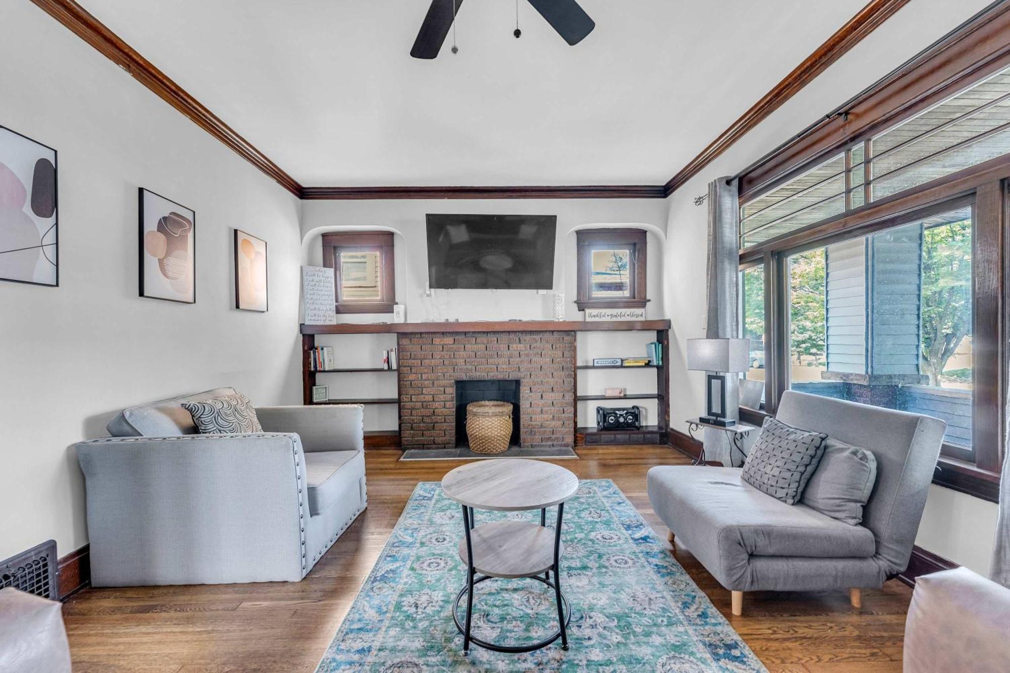 Beautifully Remodeled Duplex Apt In West Blvd Cleveland Luaran gambar