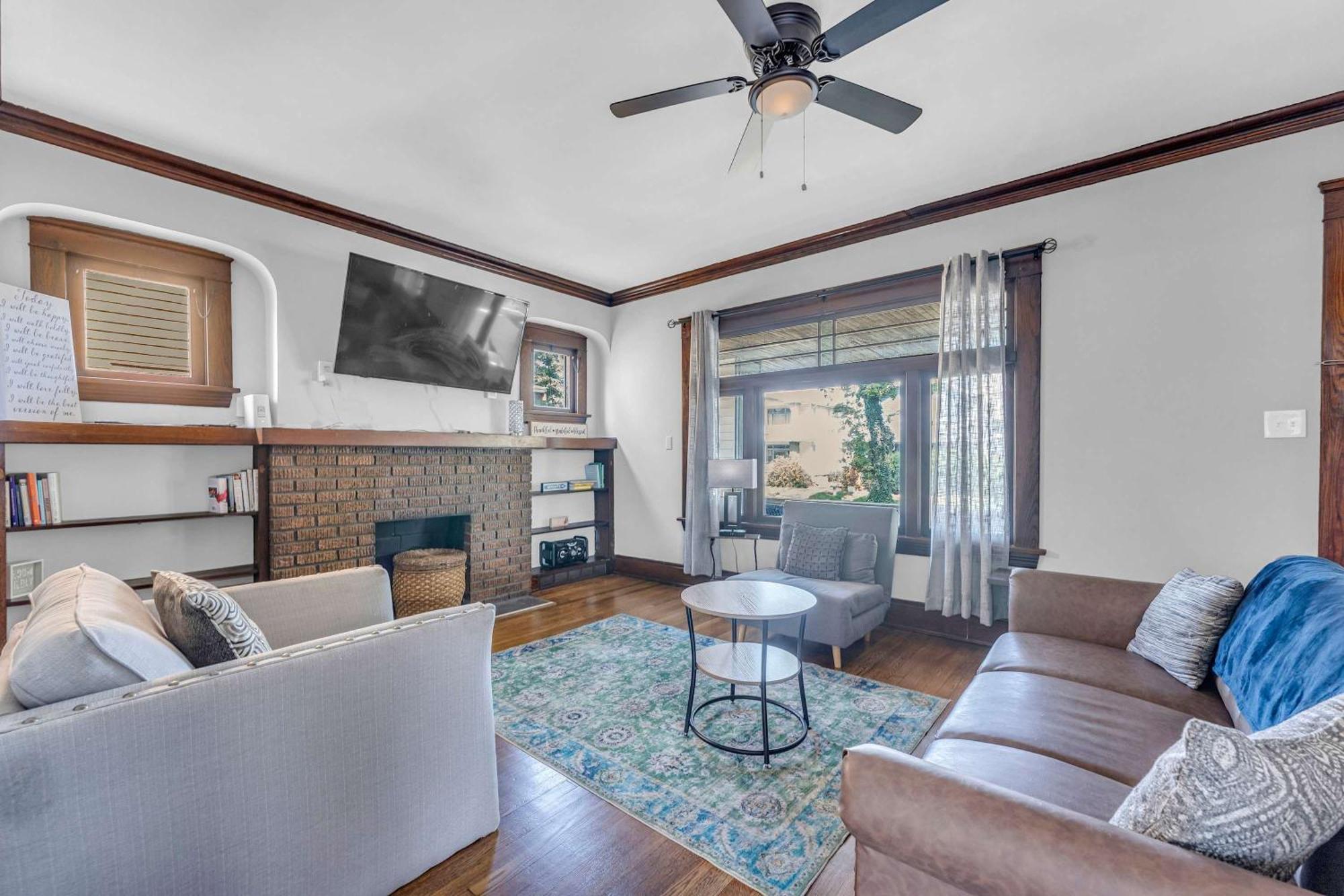 Beautifully Remodeled Duplex Apt In West Blvd Cleveland Luaran gambar